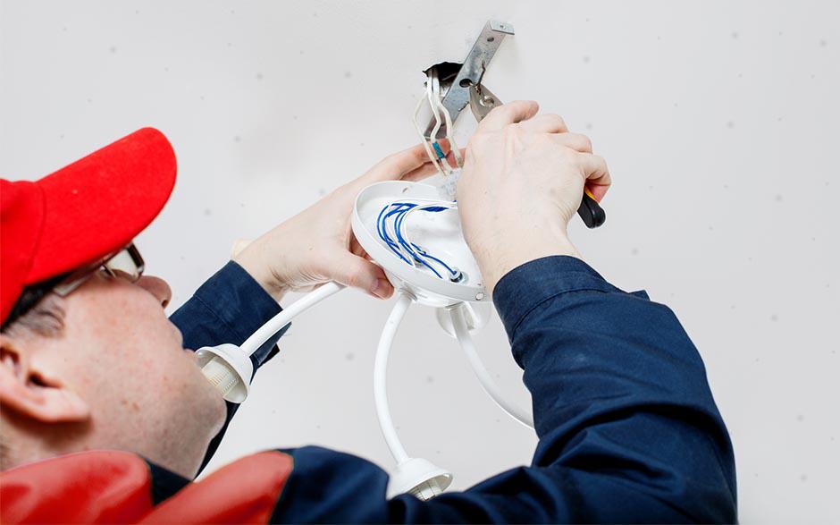 je recherche un électricien Herblay